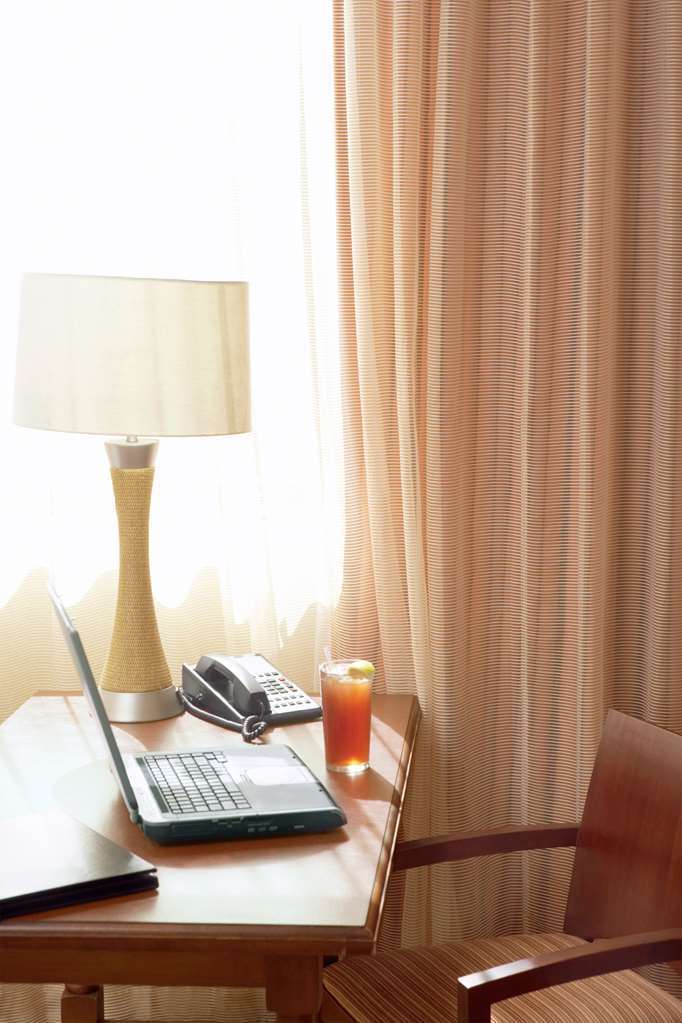 Country & By Radisson, Monterey Beachfront-marina, Ca Hotel