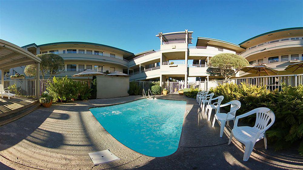Country & By Radisson, Monterey Beachfront-marina, Ca Hotel